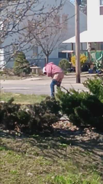 Old hag with ass out in school zone