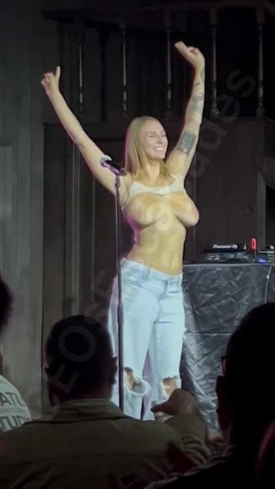 Went to another event last night… how do I end up where all the boobs are!?!? DM me for the full videos.