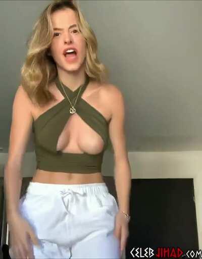 Lea Elui Tit slip from IG live