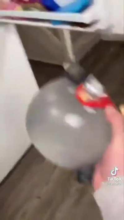 Who put the god of thunder in the freezer 🤦‍♂️🤦‍♂️🤦‍♂️