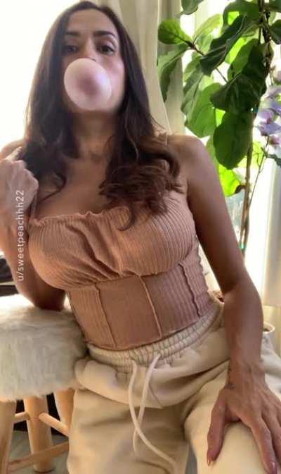 The kind of magic trick mankind deserves ✨🙈🕊♥️ [f]