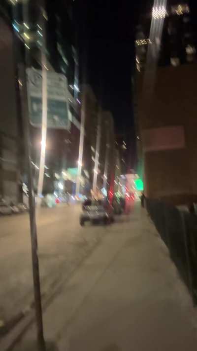 Being a very normal woman on the sidewalk