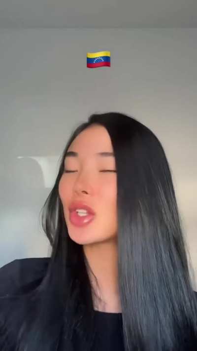 Venezuela 🇻🇪 + Hong Kong 🇭🇰 = baddie 🔥