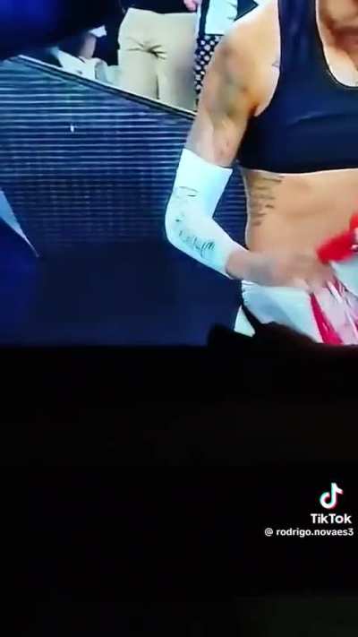 Neymar de calcinha? 🧐