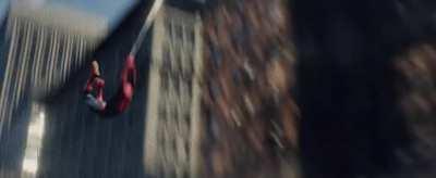 anyone else think this is the best swinging in any Spider-Man film to date?? it just looks so fluid and cool!