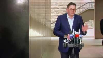 Oi ya got a loicense to watch the sunset?