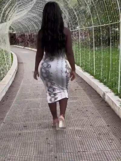 🅹uly 🅱ubbles Tease 6 🇨🇱