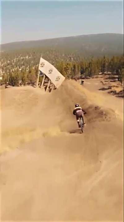 Daredevil Cyclist Makes It Look So Easy!