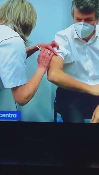 Ernsthafte Diskussion über Impfung