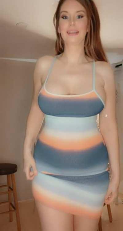 34DDDs on my 6 foot tall frame [oc]