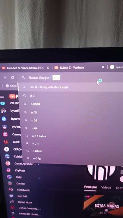 Help with PC starts writing alone, gets stuck and wants to open a file