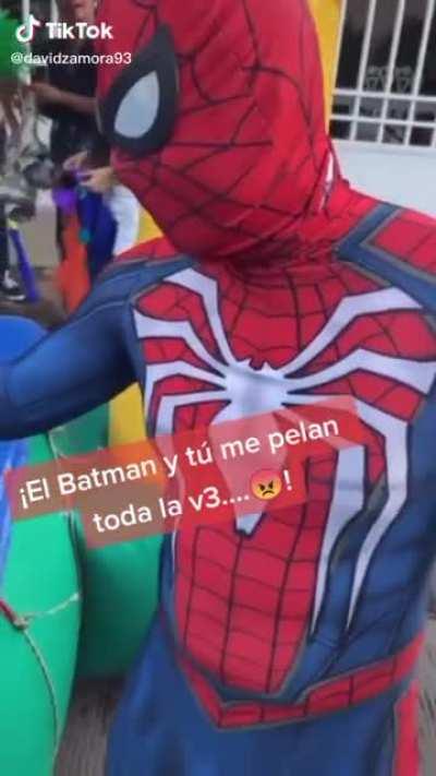 Que raro está el nuevo tráiler de spiderman