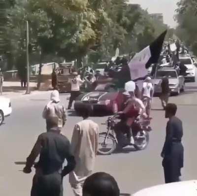 Northern Alliance 2.0, lead by son of the original group, Ahmad Massoud. Media will not cover this. Afghanistan is not over. They have now retaken Charikar district.