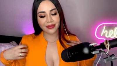 Fabric Scratching ASMR 😴