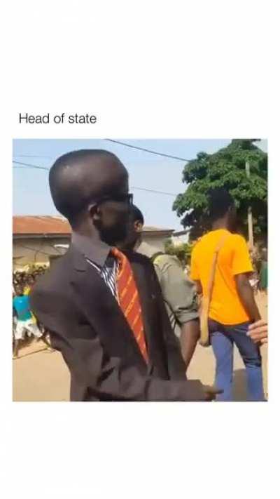 Head of state! 😮😂😂