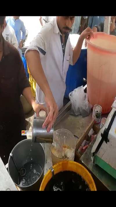 Peshawari Desi Gur Ka Sharbath - Refreshing Summer Street Drink