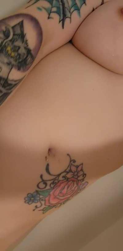 Join me in the bath!