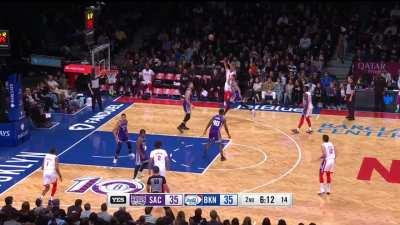 [Highlight] Seth Currys killer crossover leaves him wide open to nail a 3