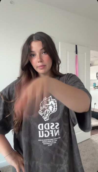 Peekaabooo! 💥🤍