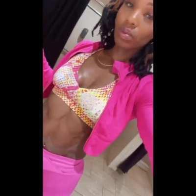 Bryony Sunny Brown (@officiallysunnyb)