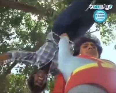 Новый супермен хорошо выглядит