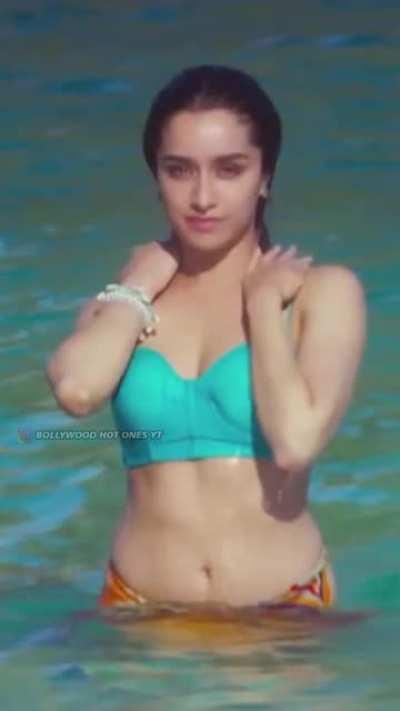 Shraddha Kapoor bikini Cleavage Show 