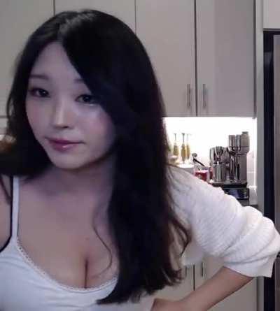 Hyoon thanksgiving stream