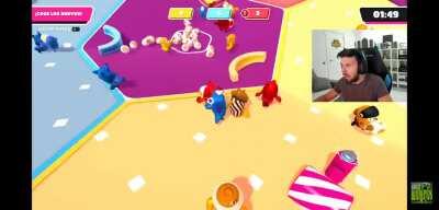 Willy toco teta y ahora cogió culos 😳😳 se me volvió a caer el ídolo 🤘🏻😔