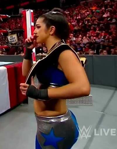 Big Booty Bayley 🍑