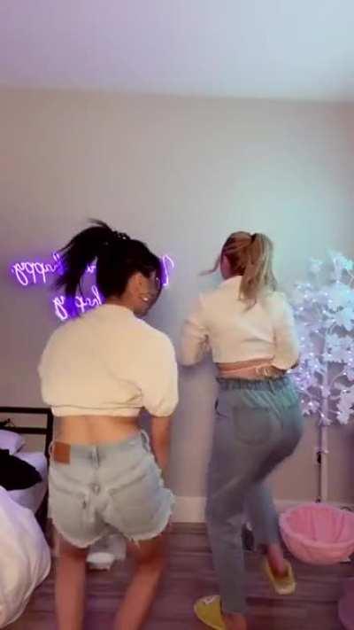 Aria and Janet TikTok