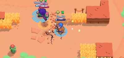 The amount of skill & luck that went into this play is crazy!!!!