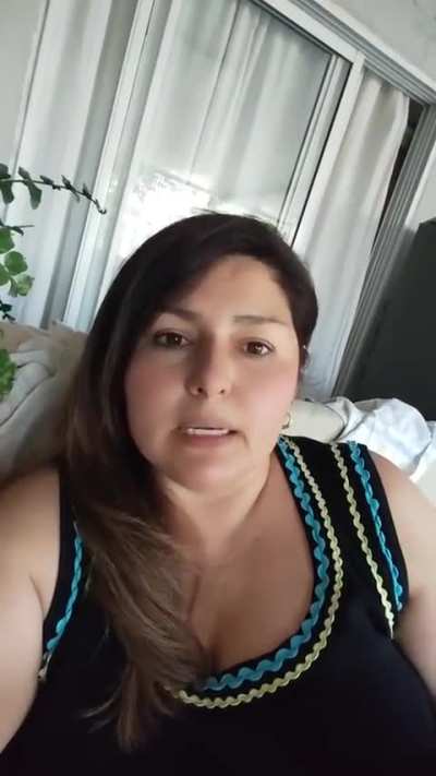 La bronca de una mujer después de que un albañil le arruinara el baño