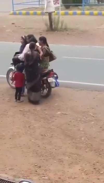 7 seater motorcycle