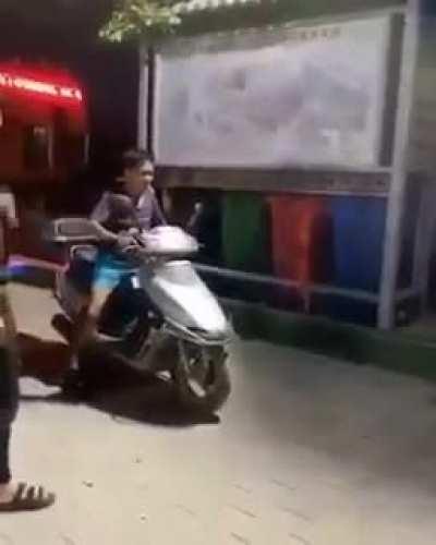 WCGW trying to store your scooter