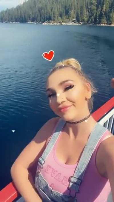 ɢᴏʀɢᴇᴏᴜs ʙᴀʀʙɪᴇ 😍