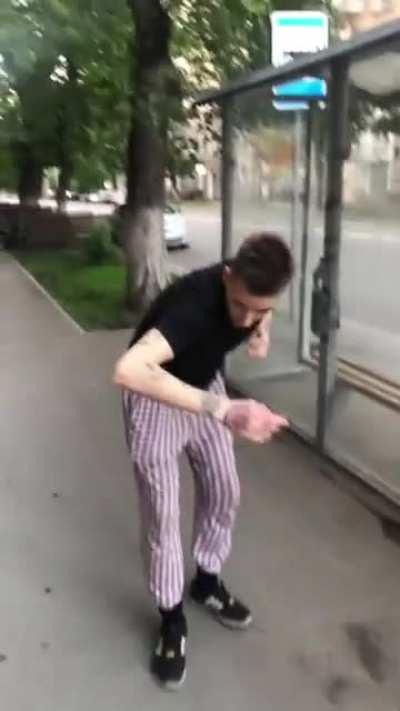 How to break your wrist in one easy step