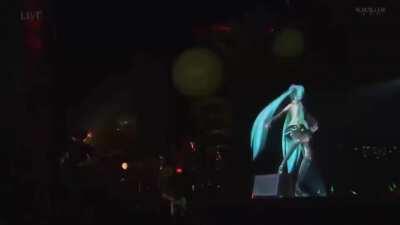 天朝晶哥早就初音未来看明白了！一首初音ミク的秘密警察，送给本sub蹲守的晶哥们！