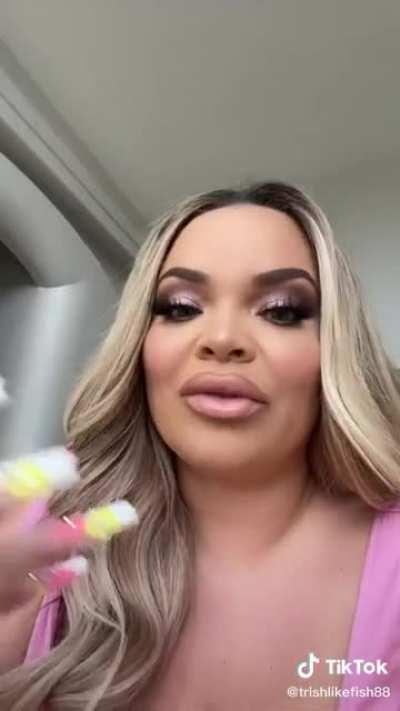 the fact that in this video she says ‘filming without consent is rude’ but she has done exactly that to Ethan💀