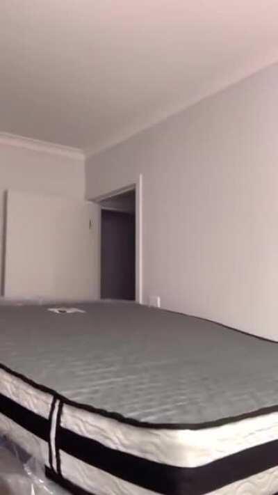 HMC while I open a compressed mattress