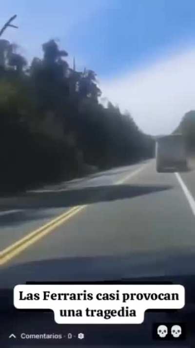 Ferraris haciendo adelantamientos suicidas en Bariloche / Villa La Angostura.