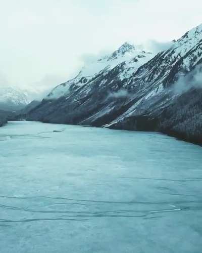 Kucherlinskoe lake in the Altai mountains. Located at the foot of the northern slope of the Katunsky ridge in the upper reaches of the Kucherla River. Russia.