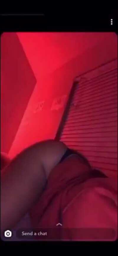 Another old twerk vid of brazy 🤷🏻