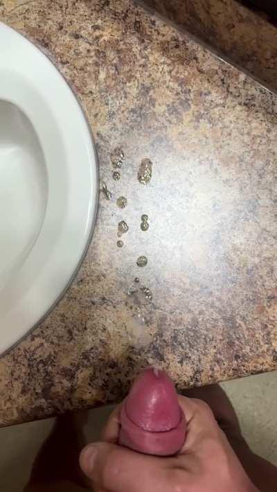 Nothing like a post workout cu(m) and being ready to go again. Age [35] 