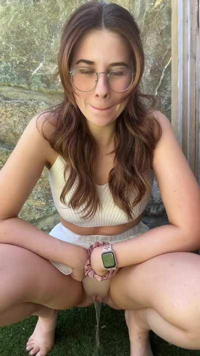 My first time peeing outside!