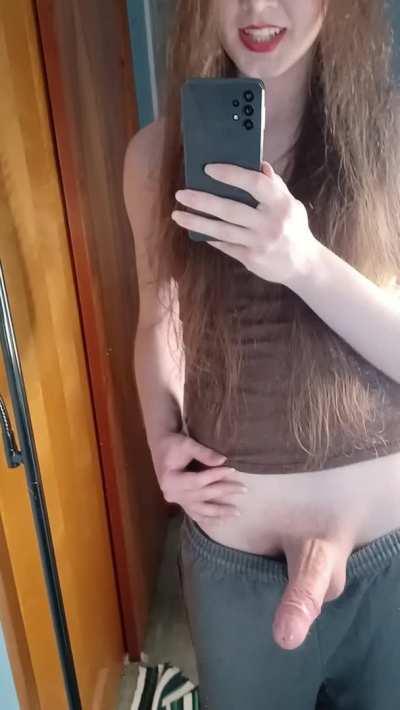 I hope you are not too intimidated by this big girlcock 💕