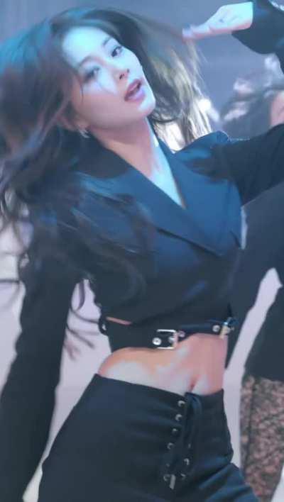 TWICE - Mina feat. Tzuyu