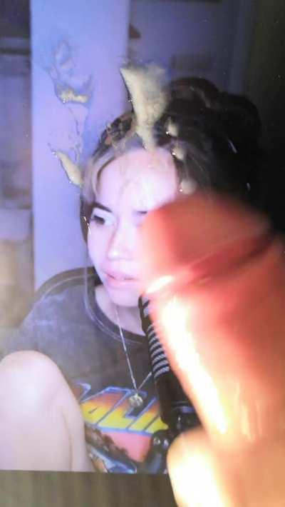 Cumming to Maya while shes live