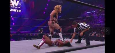 Red Velvet stepped on by Jamie Hayter