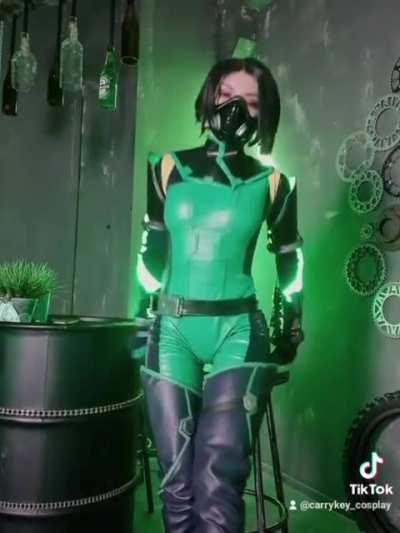 Viper cosplay by CarryKey