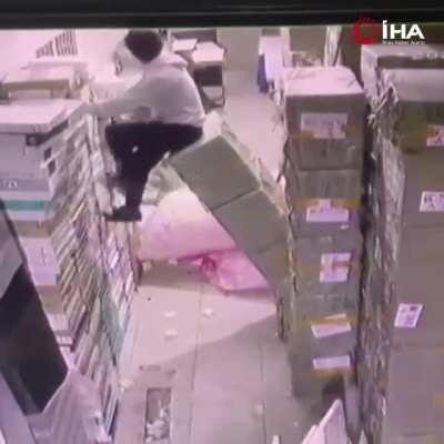 Oh no, the gate is open. Watch out!